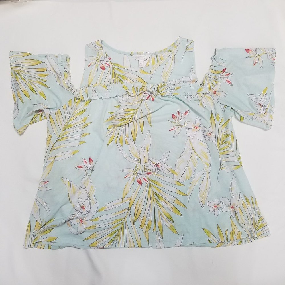 Lauren Conrad 1X Cold Shoulder Top Pale Blue Pastel Floral Fern Ruffle Textured